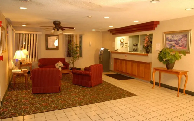 photo 2 of Americas Best Value Inn