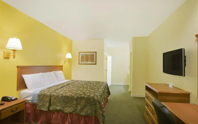 photo 4 of Americas Best Value Inn Bedford/DFW Airport