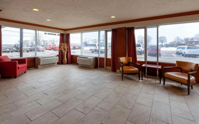photo 5 of Travelodge by Wyndham Cleveland Airport
