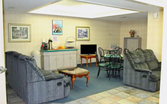 photo 2 of Americas Best Value Inn