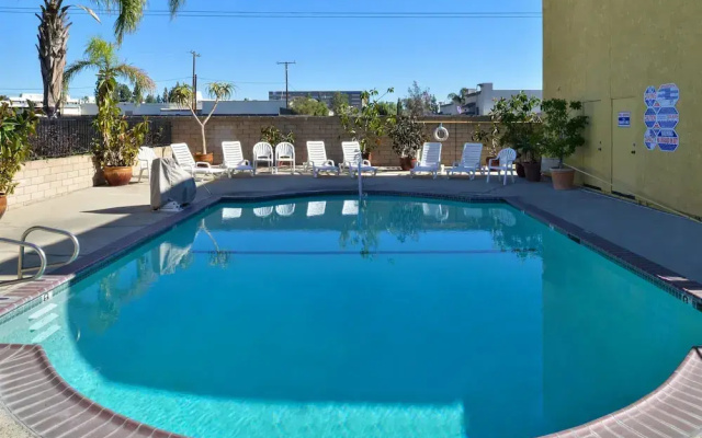 photo 5 of Americas Best Value Inn