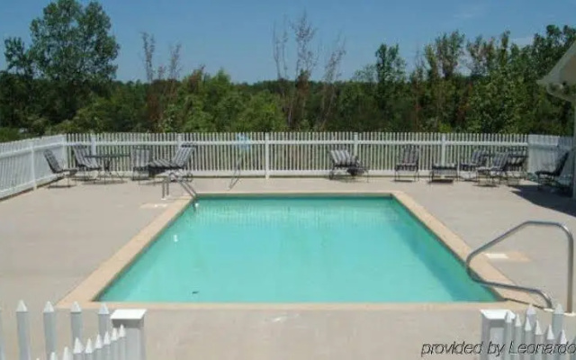 photo 4 of Americas Best Value Inn