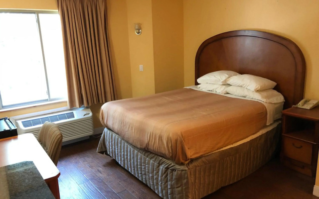 photo 3 of Americas Best Value Inn Addison Dallas