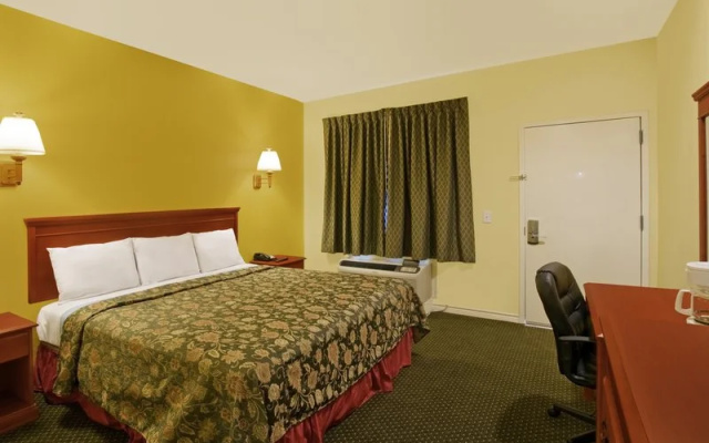 photo 3 of Americas Best Value Inn Bedford/DFW Airport