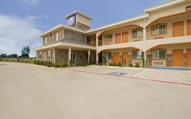 photo 4 of Americas Best Value Inn Bedford/DFW Airport