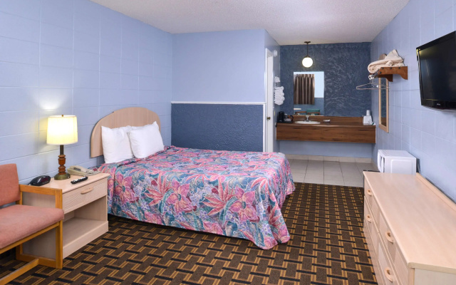 photo 2 of Americas Best Value Inn & Suites Branson - Near the Strip