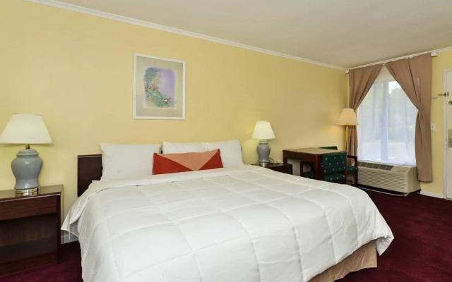 photo 5 of Americas Best Value Inn Bridgewater Nj