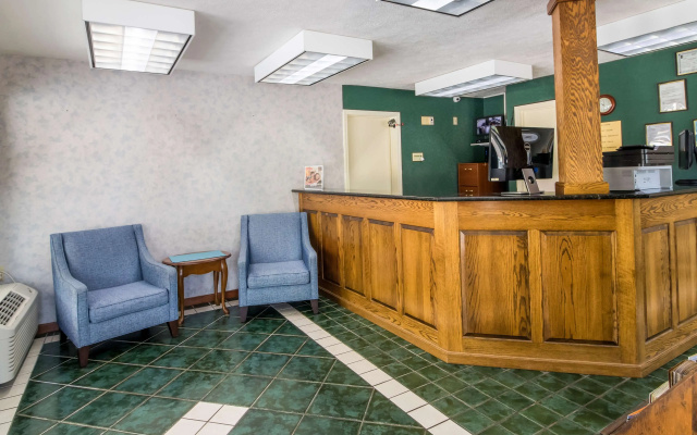photo 2 of Americas Best Value Inn Clayton