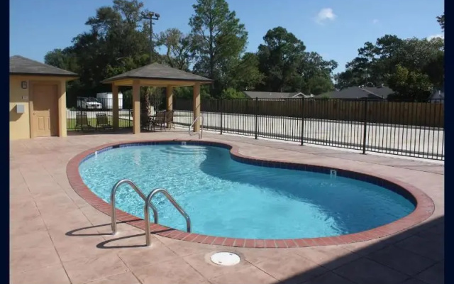 photo 4 of Americas Best Value Inn Lake Charles I 210 Exit 11