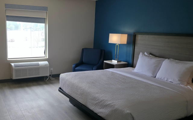 photo 5 of Baymont by Wyndham Louisville Southwest