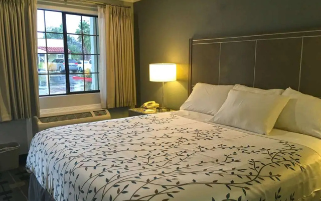 photo 5 of Americas Best Value Inn Milpitas Silicone Valley