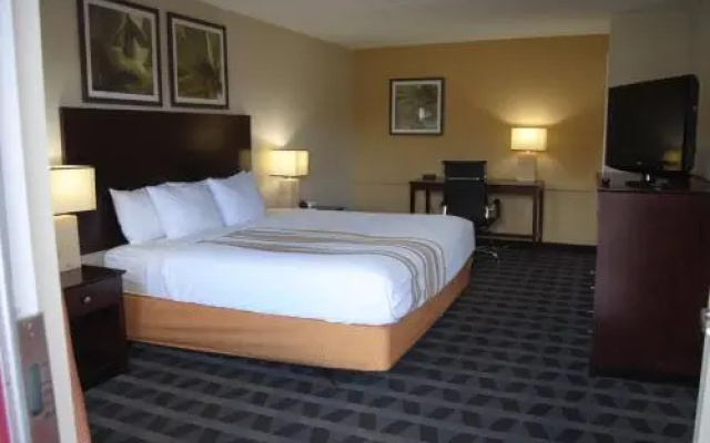 photo 3 of Americas Best Value Inn Montgomery, AL