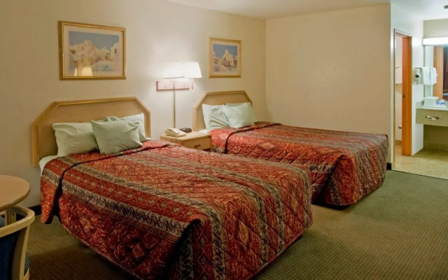 photo 4 of Americas Best Value Inn Phoenix I-10 West