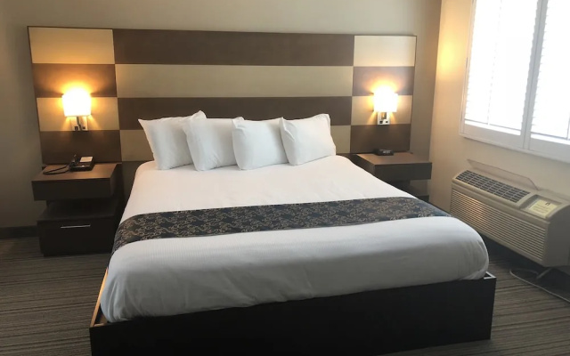 photo 4 of Americas Best Value Inn San Carlos