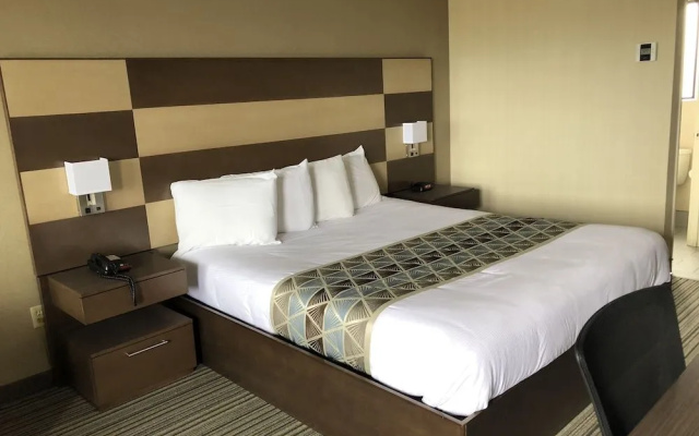 photo 5 of Americas Best Value Inn San Carlos