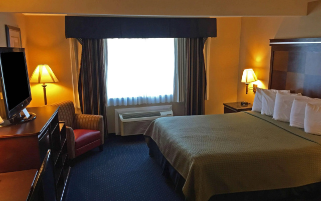 photo 2 of Inn@Bayshore
