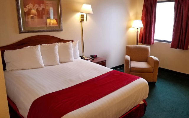 photo 4 of Americas Best Value Inn St. Louis South