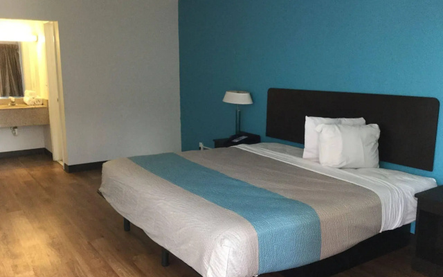 photo 5 of Americas Best Value Inn St Louis/airport