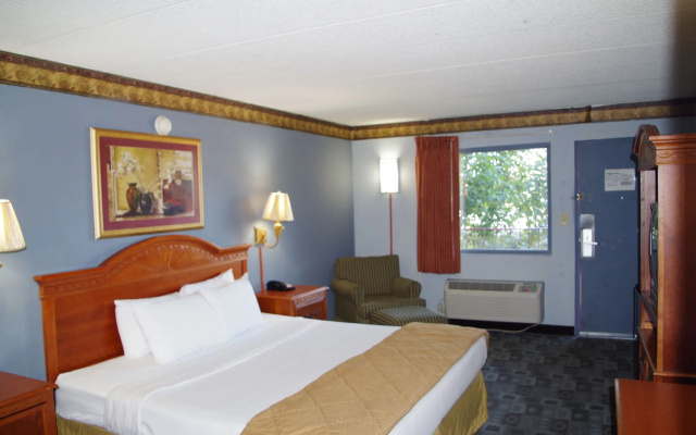 photo 5 of Americas Best Value Inn St. Louis Downtown