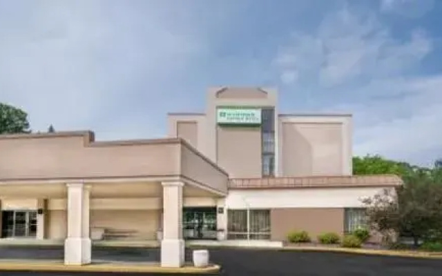 photo 3 of Americas Best Value Inn & Suites