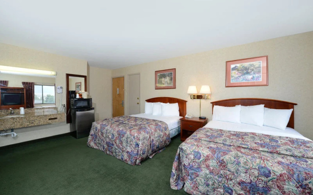 photo 2 of Americas Best Value Inn and Suites Estes Park