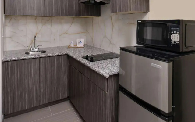 photo 5 of Americas Best Value Inn & Suites Houston at Hwy 6 & Westpark