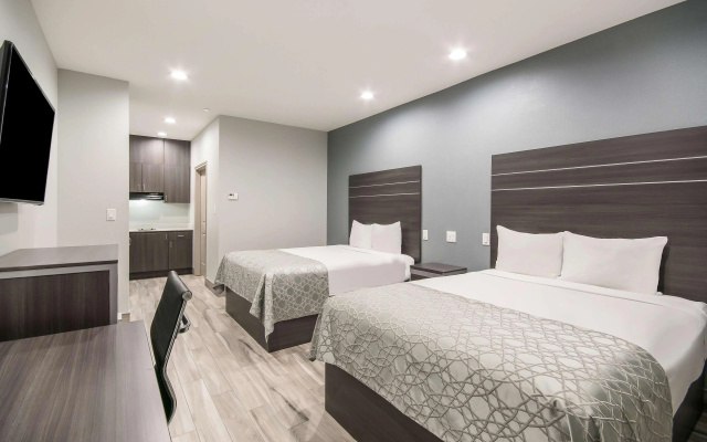 photo 2 of Americas Best Value Inn & Suites NE Houston Downtown I-610