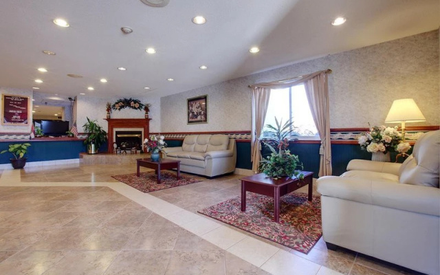 photo 2 of Best Western St. Charles Inn