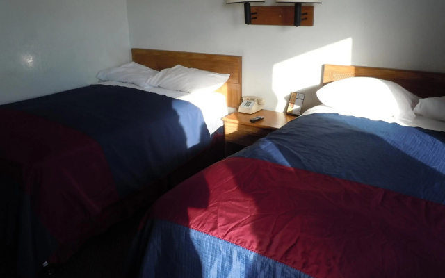 photo 2 of Americas Best Value Inn & Suites-Walker/Grand Rapids North