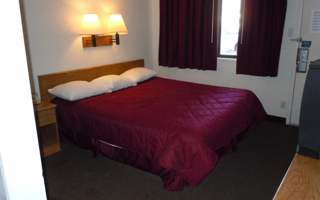 photo 4 of Americas Best Value Inn & Suites-Walker/Grand Rapids North