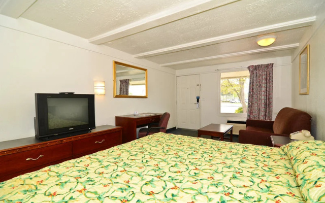 photo 2 of Americas Best Value Inn & Suites - Canton/detroit