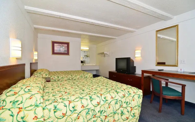 photo 3 of Americas Best Value Inn & Suites - Canton/detroit
