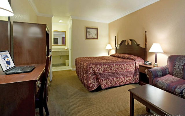 photo 4 of Americas Best Value Inn Sunnyvale
