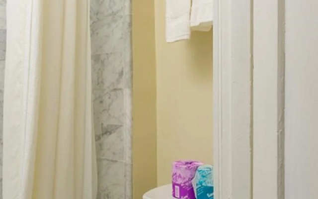 photo 5 of Vantaggio Suites Garland