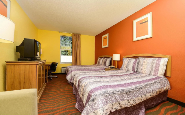 photo 4 of Travelodge by Wyndham Winter Haven
