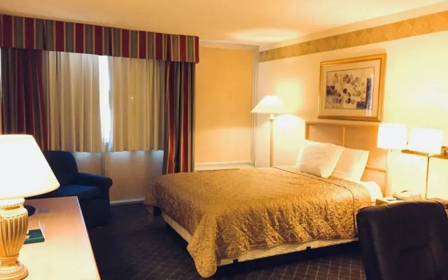 photo 2 of Americas Best Value Inn/brentwood Inn & Garden
