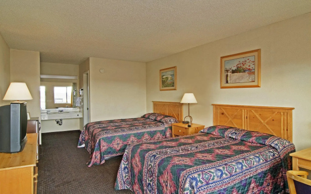 photo 3 of Motel 6 Henderson, NV