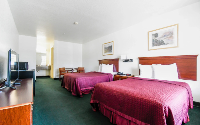 photo 4 of OYO Inn & Suites