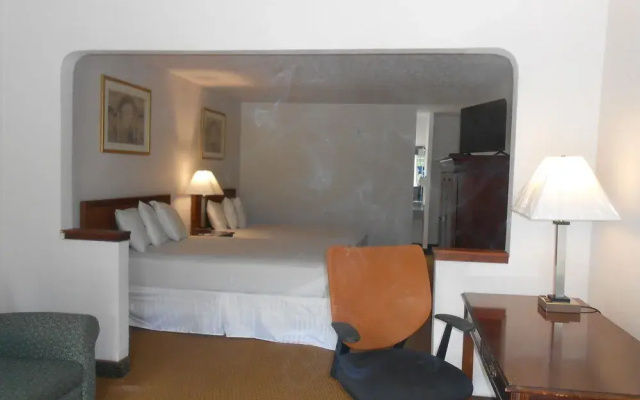 photo 5 of Americas Best Value Inn - Williamsburg/Lightfoot Area