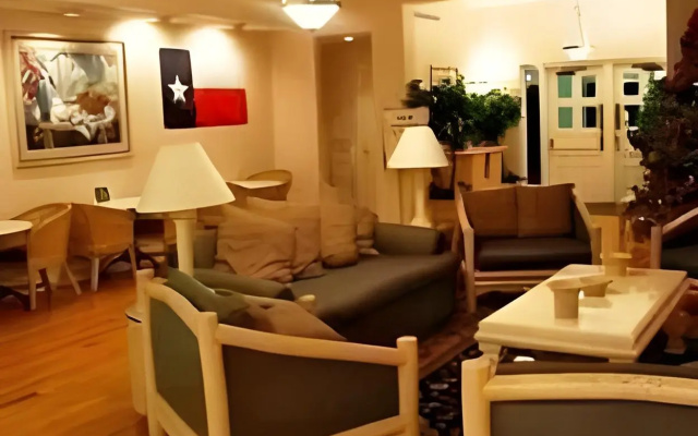 photo 5 of America's Inn Sugarland Stafford