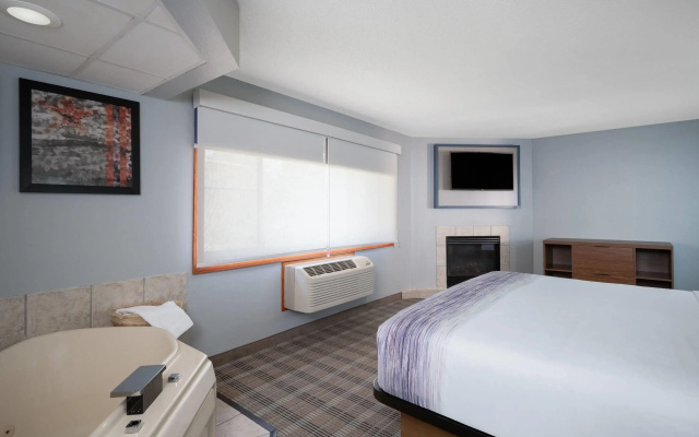 photo 3 of AmericInn by Wyndham Baldwin