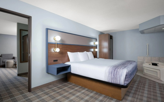 photo 4 of AmericInn by Wyndham Baldwin