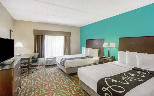 photo 3 of Comfort Inn & Suites Sarasota I75