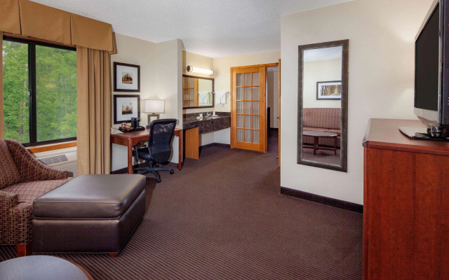 photo 2 of AmericInn by Wyndham Ashland