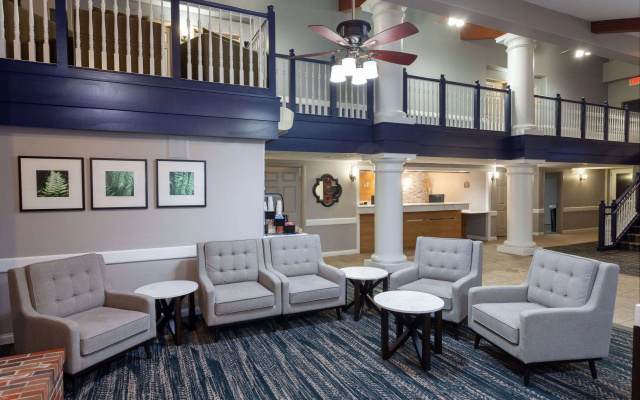 photo 2 of AmericInn by Wyndham Peoria