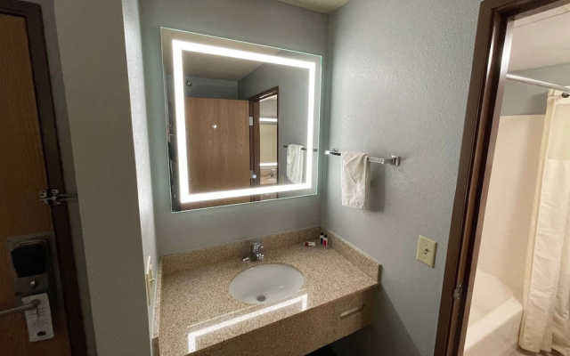 photo 5 of Americinn Sayre