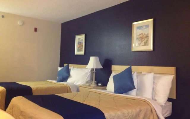 photo 4 of Days Inn by Wyndham Batavia Ohio