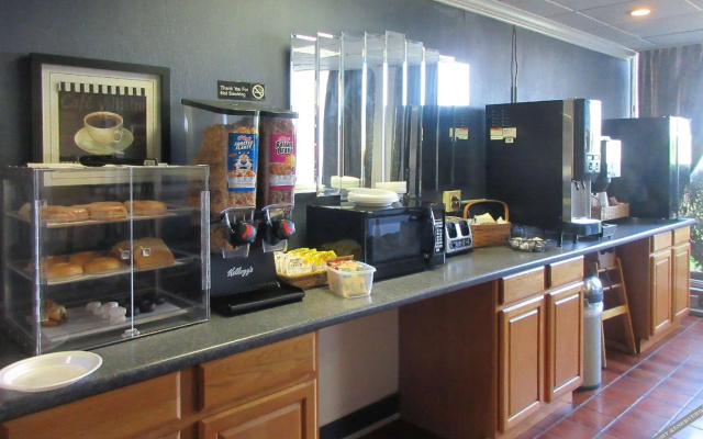 photo 2 of Ameristay Inn & Suites