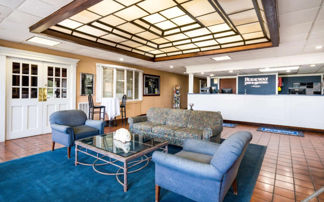 photo 4 of Ameristay Inn & Suites