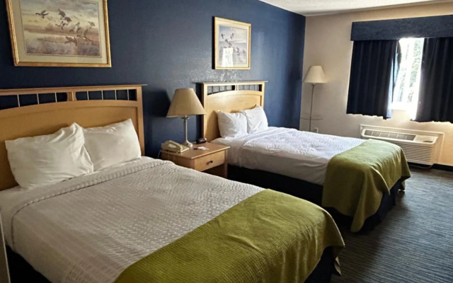 photo 3 of Ameristay Hotel Inn & Suites Waverly